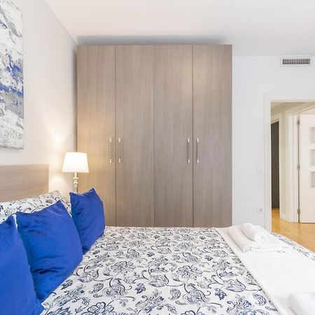 Elegance Barcelona Rentals מראה חיצוני תמונה