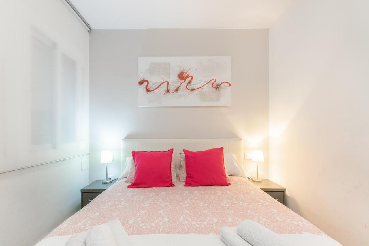 Elegance Barcelona Rentals מראה חיצוני תמונה