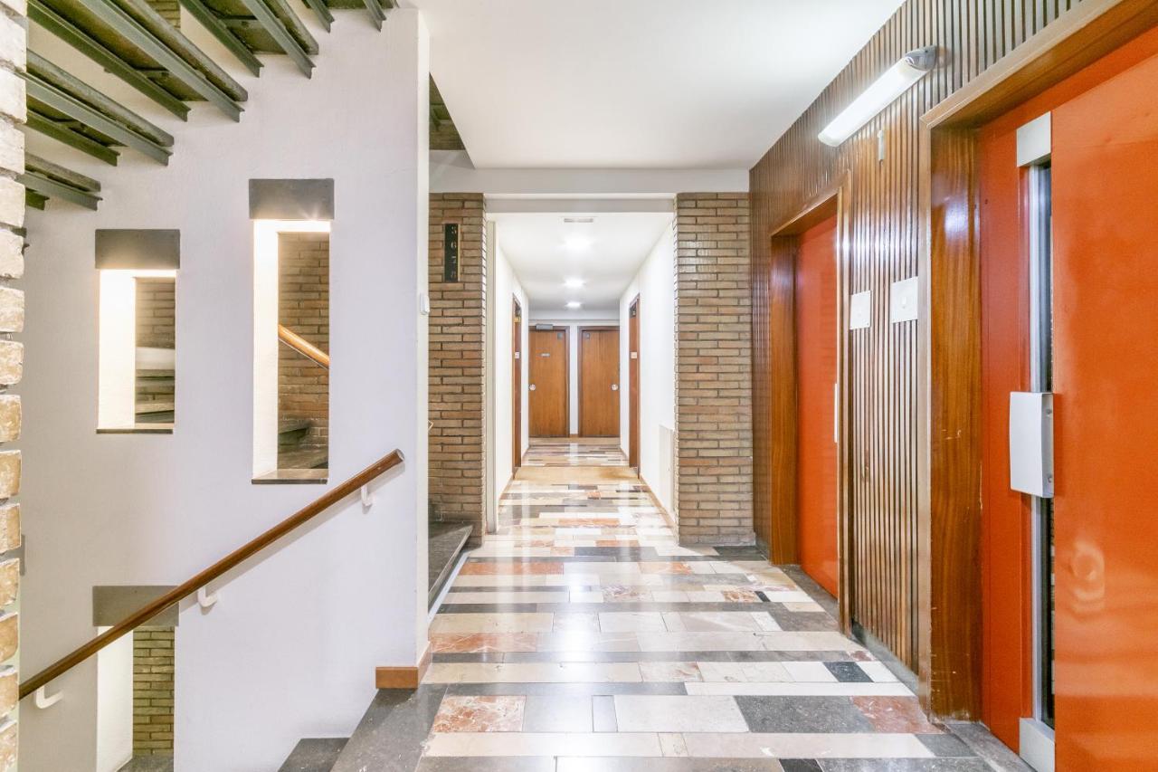 Elegance Barcelona Rentals מראה חיצוני תמונה